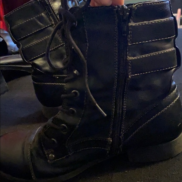 Lace up boots - Picture 4 of 4